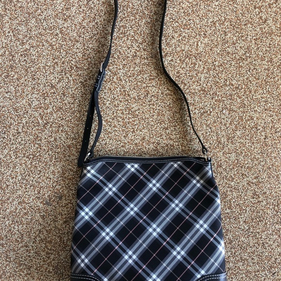 Authentic Burberry crossbody bag-immaculate - Picture 3 of 5